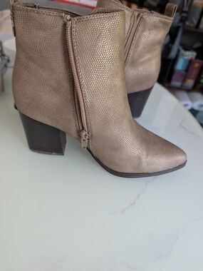 Women's Bear Trap's Metallic Taupe Block Heel Ankle Booties